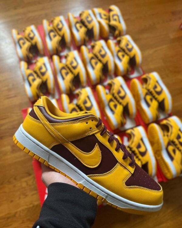 Authentic Nike sneakers pallets
