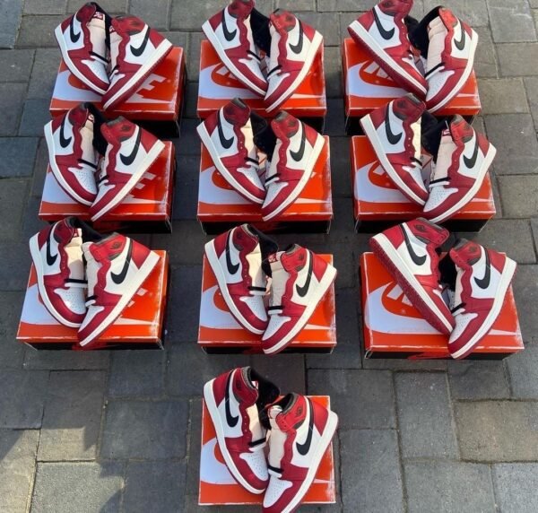Authentic Nike sneakers pallets