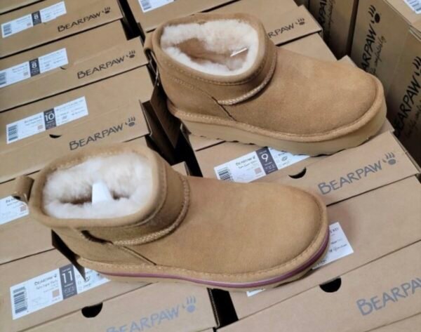 Ugg shoe pallets