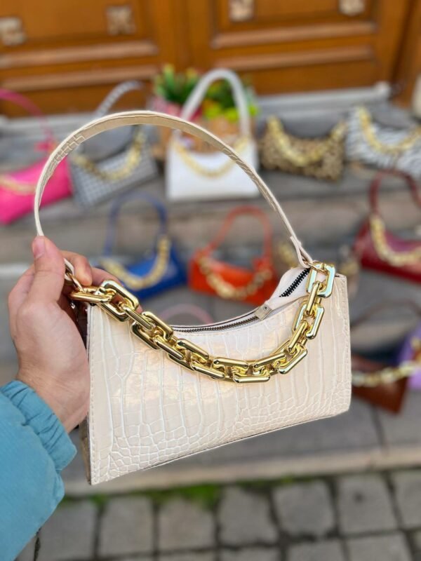 Woman bags & purse pallets